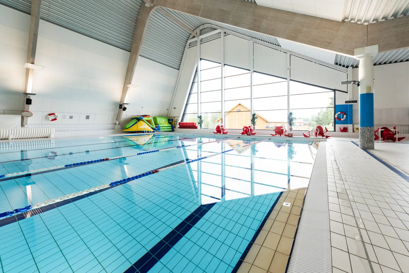 Vi fornyer oss! Ringeriksbadet holder stengt 16.–26. desember